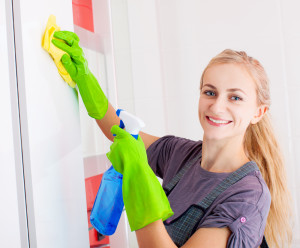 Fast tricks to clean windows like a pro